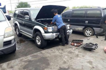 Pajero 4x4 manual local 1995 for sale 