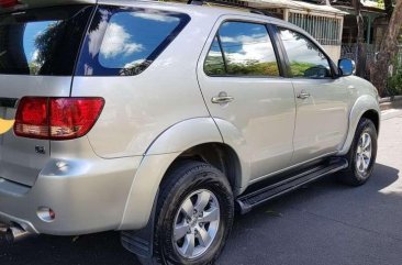 Toyota Fortuner Gas 2005 Automatic Silver For Sale 