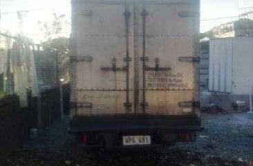 Isuzu Elf Nkr Aluminum van White For Sale 