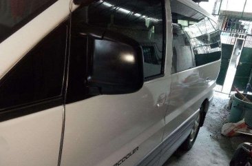 Hyundai Starex 2002 Manual White Van For Sale 