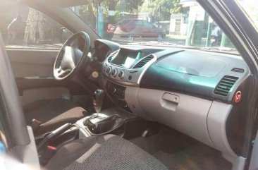 2012 Mitsubishi Strada automatic 4x4 FOR SALE