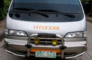 Hyundai Grace 2004 Silver Van For Sale 