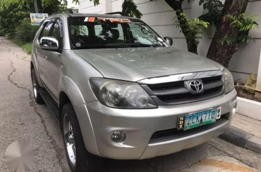 Toyota Fortuner 2006 AT Silver SUV For Sale 