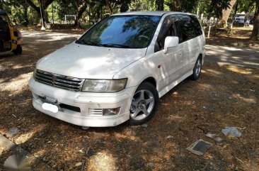 Mitsubishi Grandis Chariot 2003 FOR SALE