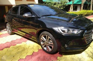 2017 Hyundai Elantra 1.6 GLS AT Black FOR SALE