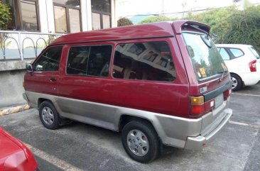 Toyota Lite Ace Red Van Top of the Line  For Sale 