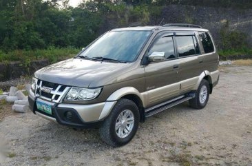 Isuzu Crosswind 2011 MT Brown SUV For Sale 