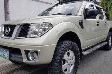 Nissan Frontier Navara 2010 LE A/T for sale