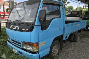 Well-kept Isuzu Elf for sale