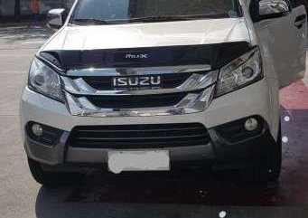 Isuzu MUX 2.5 4x2 AT White SUV For Sale 