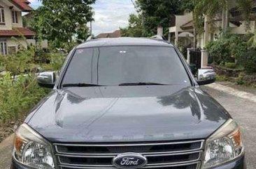 Ford Everest MT 2012 Gray SUV For Sale 