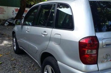 Toyota RAV4 2004 MT Silver SUV For Sale 