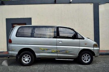 2006 MITSUBISHI Space Gear DIESEL For Sale 