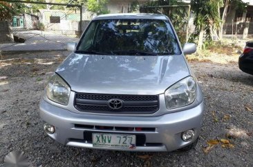 Toyota RAV4 2004 MT Silver SUV For Sale 