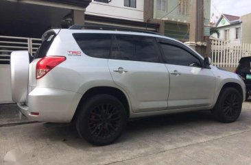 2006 Toyota RAV4 Silver SUV Very Fresh For Sale 