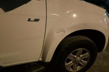 Isuzu Dmax ls manual 2015 FOR SALE