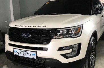 2017 Ford Explorer 1tkms only FOR SALE