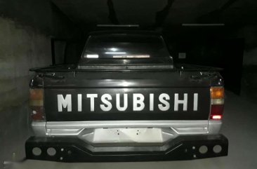 Mitsubishi Strada pick up 4x4 aircon 4d56 FOR SALE