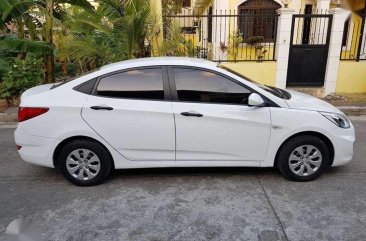 Hyundai Accent 2017 White Sedan For Sale 