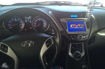 Hyundai Elantra GLS 2012 AT Red Sedan For Sale 