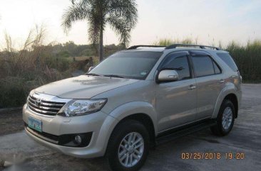 TOYOTA Fortuner gas 2012 automatic FOR SALE