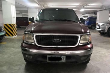 Ford Expedition 2000 4X4 top of the line top condition for sale