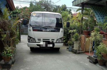 FOR SALE Isuzu Nhr flexi truck 2017 model... 