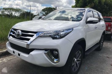 2017 Toyota Fortuner V Automatic Pearl White for sale
