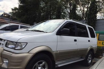 Isuzu Crosswind XUV 2002 AT White For Sale 