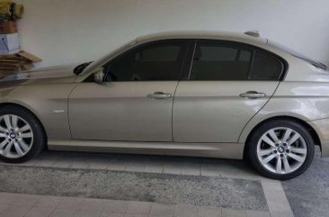 Rush Sale BMW 320D 2011 with discount to end users