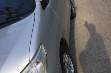 2016 Silver TOYOTA Innova E DSL Manual Tranny FOR SALE