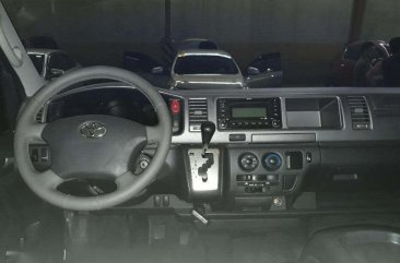 Toyota Hiace Super Grandia 2012 AT Diesel Leather Seats for sale