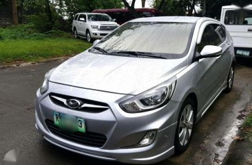 2014 Hyundai Accent Hatchback Top of The Line FOR SALE