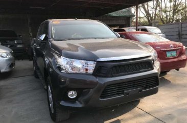 2016 Toyota Hilux 2400G 4x2 Manual Gray for sale