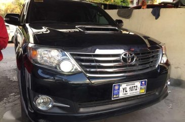 2015 TOYOTA Fortuner 4x4 V DsL Automatic Black FOR SALE