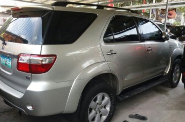 Toyota Fortuner 2010 G A/T for sale