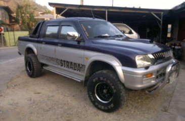 Mitsubishi Strada 2002 for sale