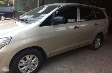 Toyota Innova E 2012 for sale