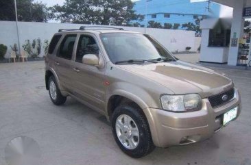 Rush Sale Ford Escape 2004