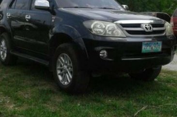 Toyota Fortuner G Diesel Automatic 2008 for sale 