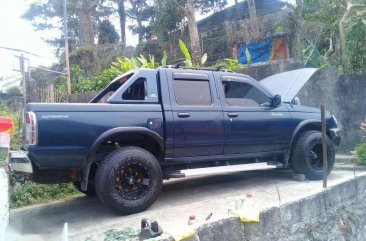 2000 Nissan Frontier for sale 