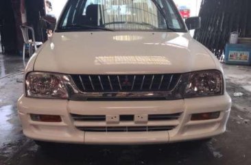 2001 MITSUBISHI L200 endeavor for sale