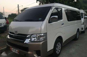 2017 Hiace Grandia 3.0 GL Pearl White Manual Transmission for sale