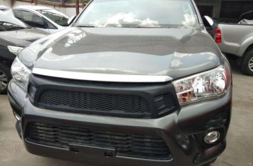 2016 Toyota Hilux 4x2 diesel manual gray for sale