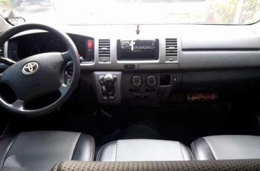 2009 model acquired Toyota Hiace gl commuter for sale