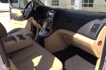 2015 Hyundai Grand Starex GOLD Automatic - Top of the line for sale