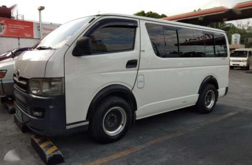 2009 model acquired Toyota Hiace gl commuter for sale