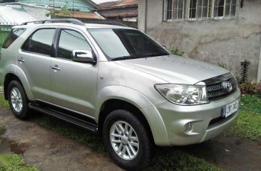 Toyota Fortuner 2.7 Vvti gasoline 2005 model for sale