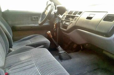 Toyota Revo 2001 1.8 efi gas manual for sale