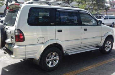 Isuzu Crosswind Xuvi Limited 2004 for sale